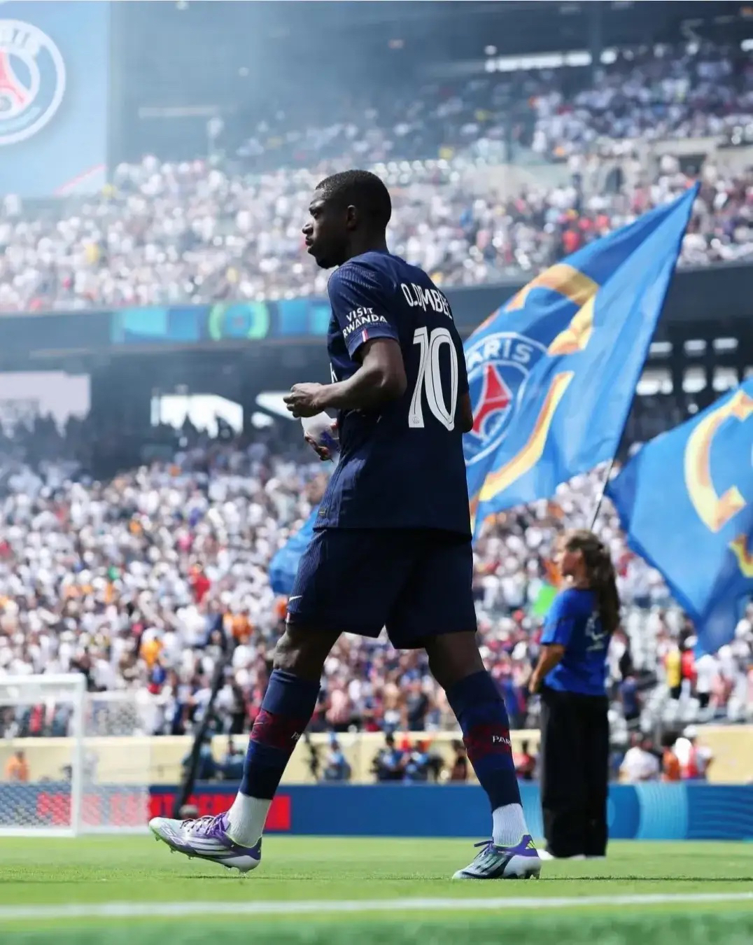 开云平台-切尔西逆转击败对手，晋级路途曲折