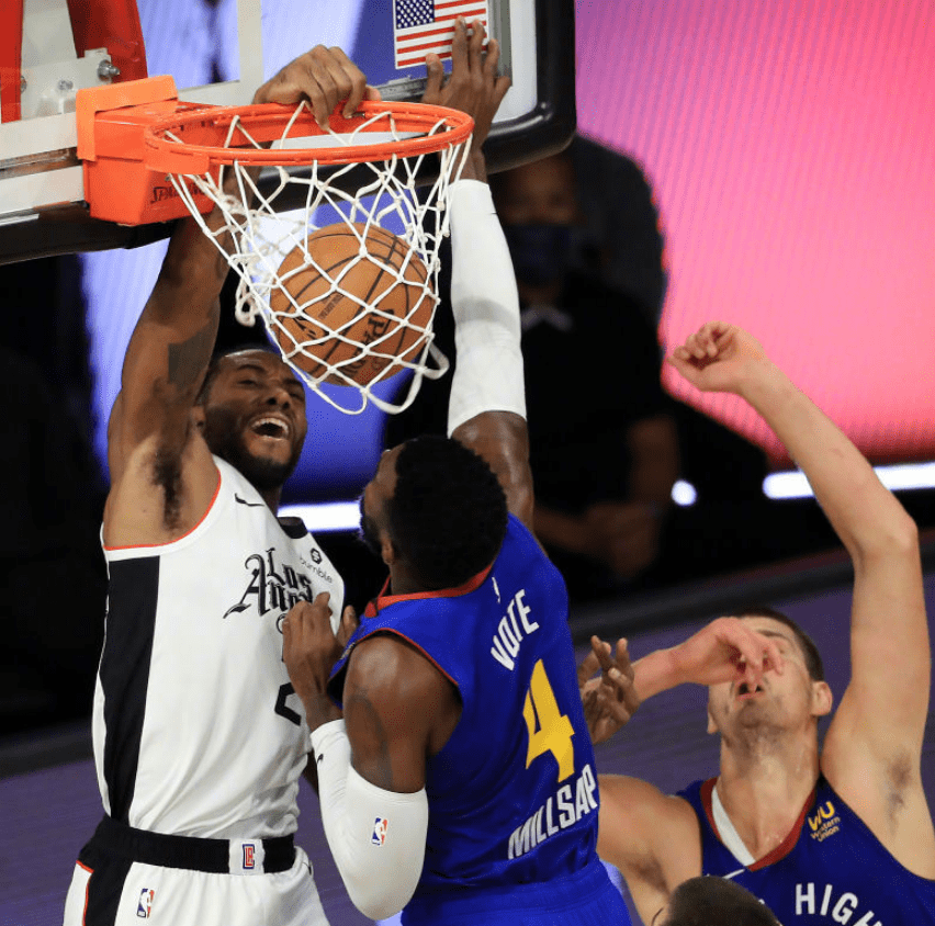 尼斯逆转取胜，赢得关键三分