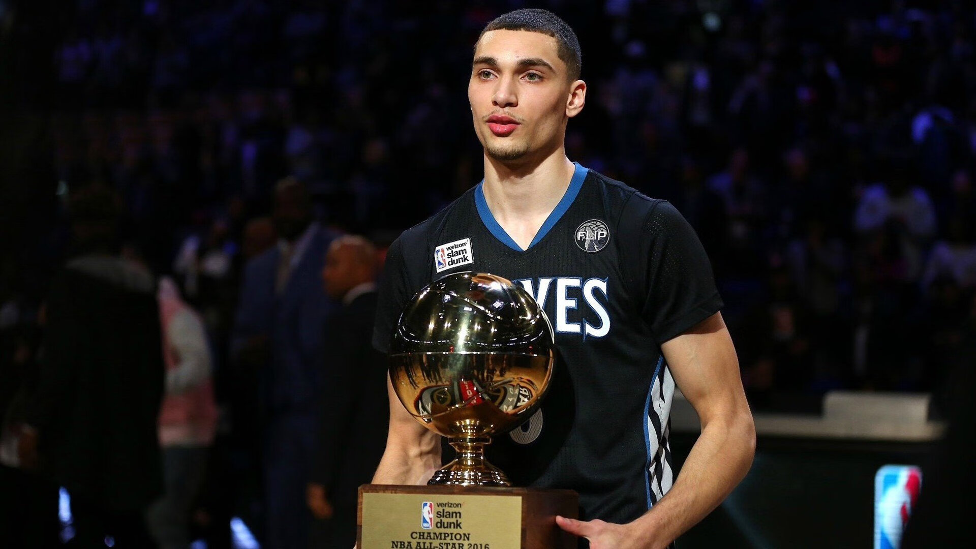 篮网绝杀青岛队背后，哈登状态火热，一场跨越想象的篮球对话